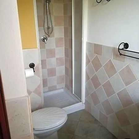 לינה וארוחת בוקר Funtanadetalia 3*